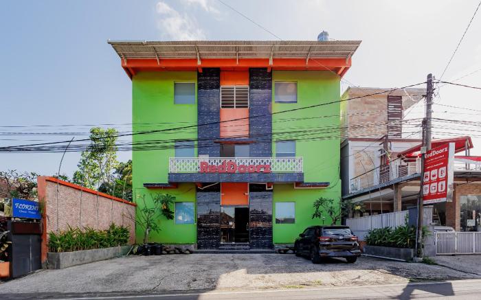 RedDoorz near Ubud Village