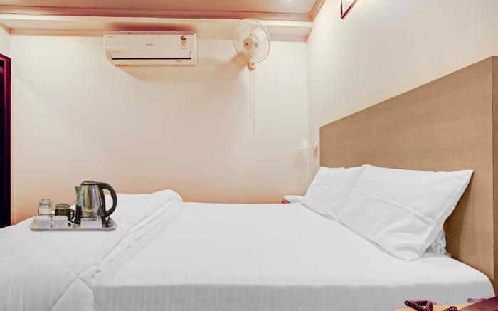 Collection O One Hotel