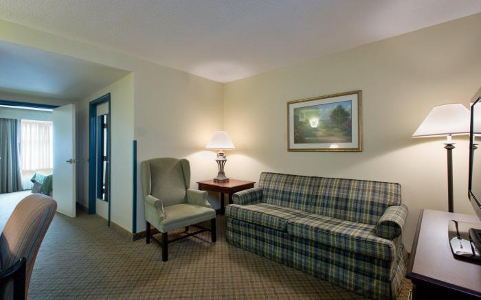 Country Inn & Suites by Radisson, Newport News South, VA