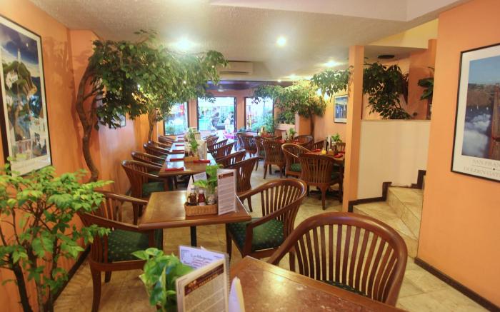 Paradise Inn