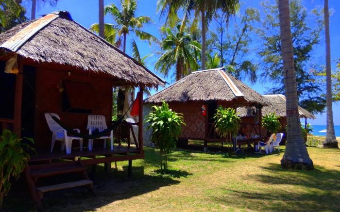 Lanta L.D. Beach Bungalows