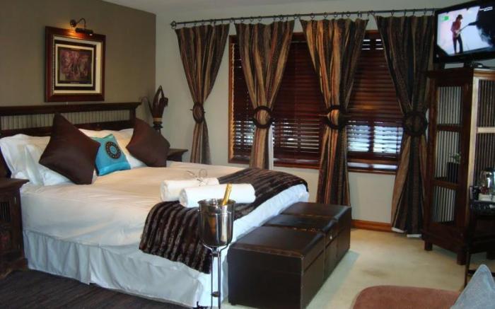Waterfalls Boutique Hotel