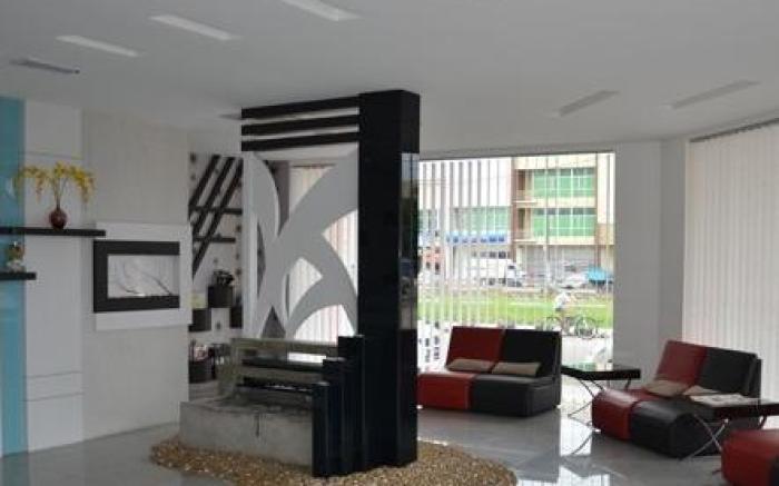 e Hotel