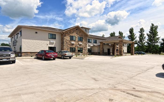 Cobblestone Inn & Suites – Clarion