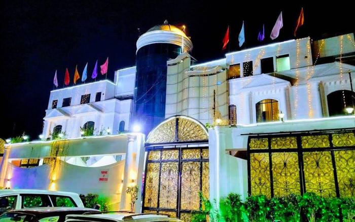 Hotel Mandakini Royale
