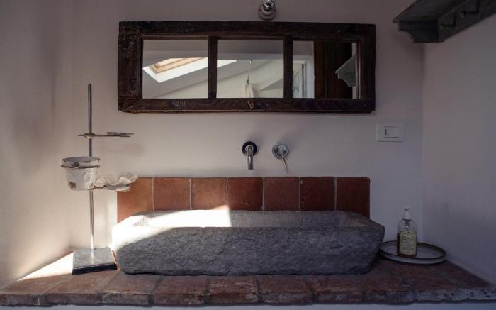 Casale Amati Le Macine, AnfiteatroLuni&CinqueTerre