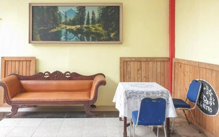 Bromo 22 Homestay Syariah near Terminal Bayuangga Probolinggo Mitra RedDoorz