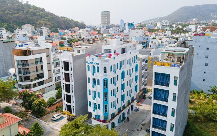 La Casa Hotel