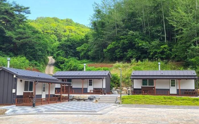 Taehwasan Maeul Chaehum Hakkyo Pension