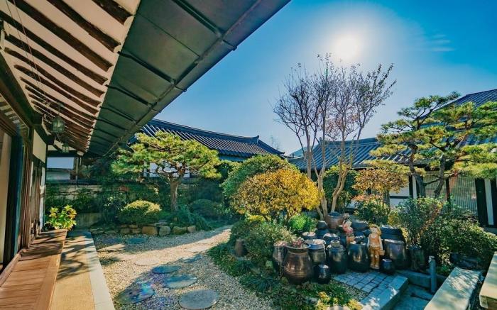 Jeonju Hanok Madang Pretty House Pension