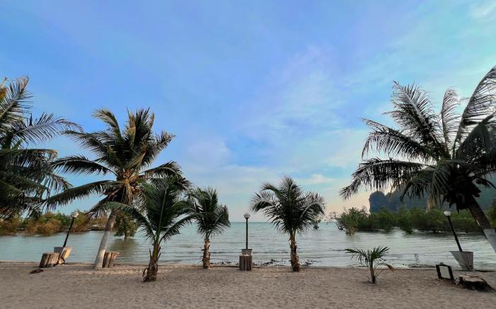 Diamond Beach Resort