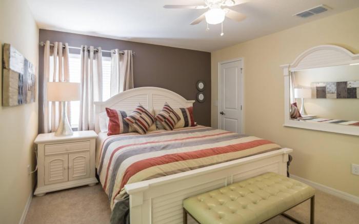 IT2852 - Storey Lake Resort - 5 Bed 4 Baths Townhome