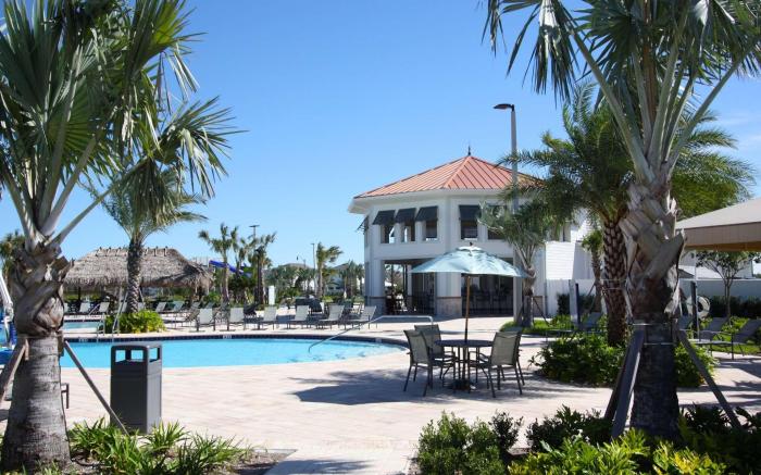IT2852 - Storey Lake Resort - 5 Bed 4 Baths Townhome