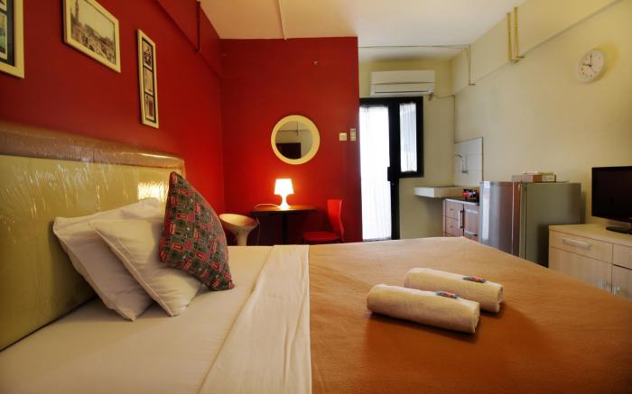 The London Living Apartment at Kebagusan City