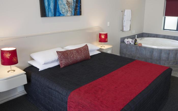 Aubyn Court Spa Motel