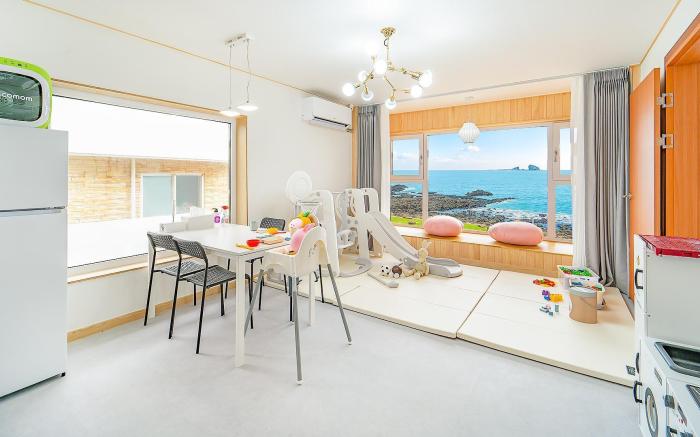 Jeju Kidsgajok badatgahauseu