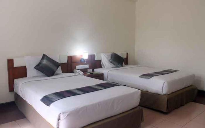 Ratu Hotel & Resort