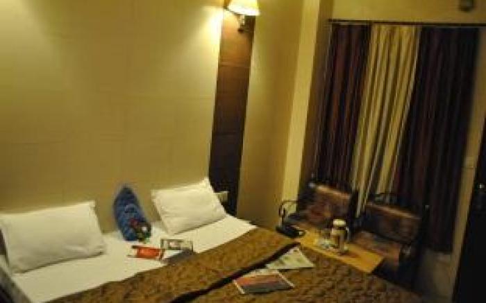 Hotel Golden Deluxe