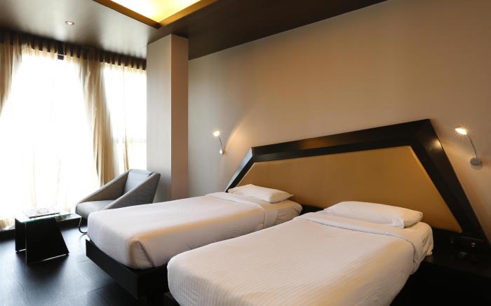 Dragonfly Hotel - The Art Hotel