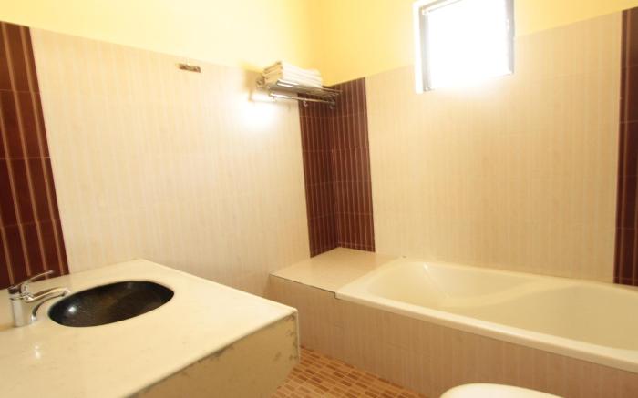 Hotel Pokhara Village & SPA