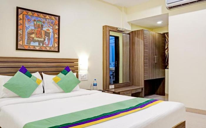 Hotel Madhav International