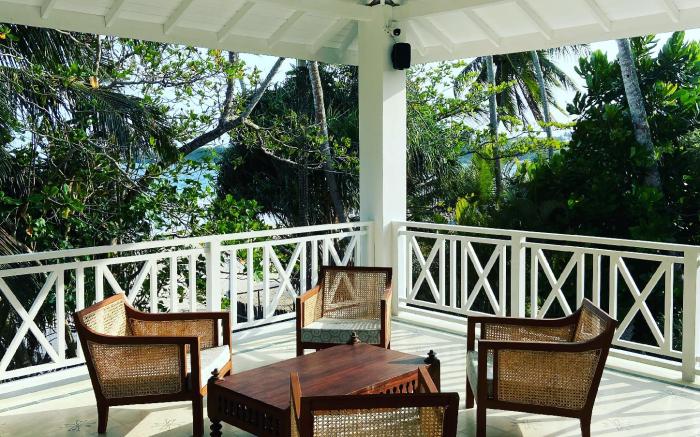 Beautiful Boutique Hotel, Halcyon. Mawella Beach.