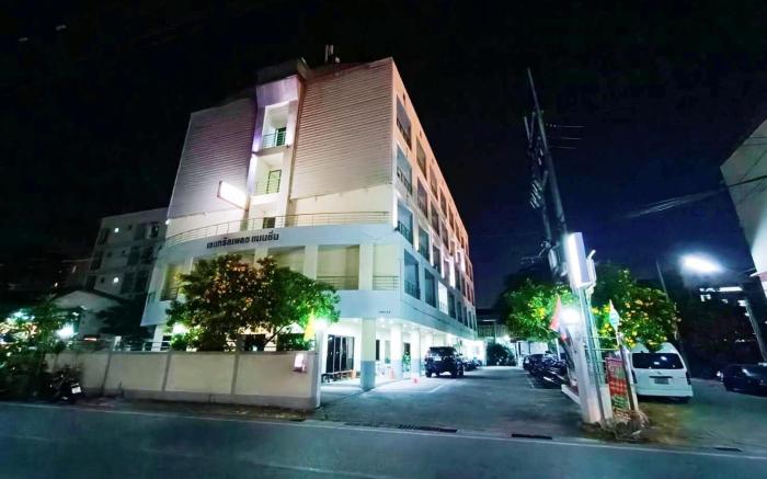 Central Place Hotel