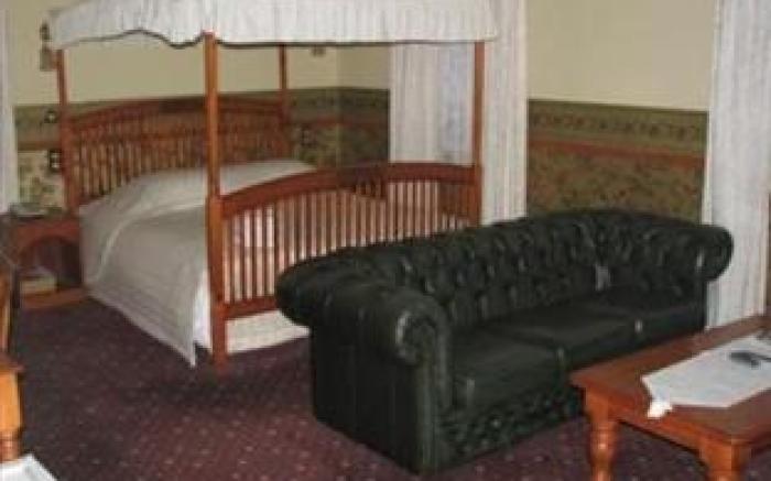Shepherds Arms Hotel
