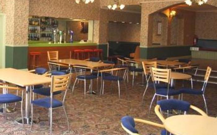 Carlton Hotel