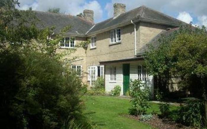 Elloe Lodge
