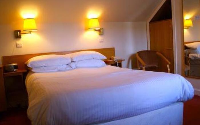 Selkirk Arms Hotel