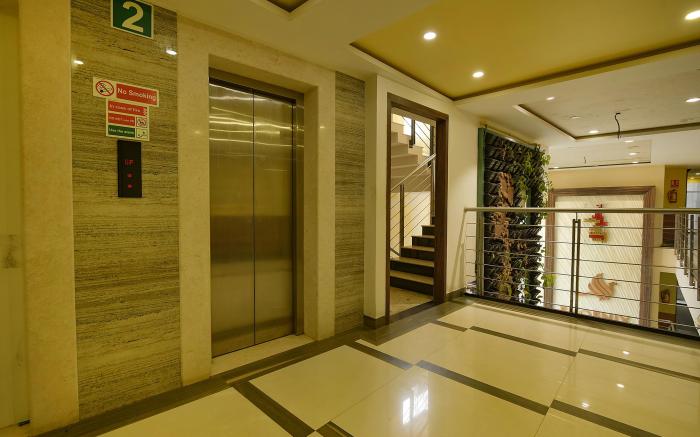 FabHotel Phoenix Resorts - Nr. M Chinnaswamy Stadium