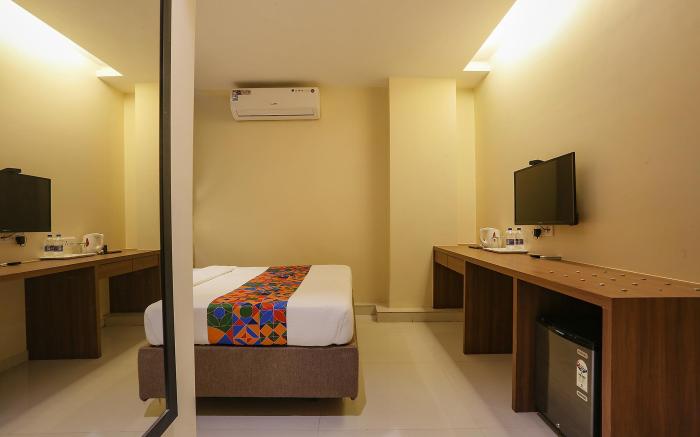 FabHotel Royal International - Nr. Mumbai International Airport