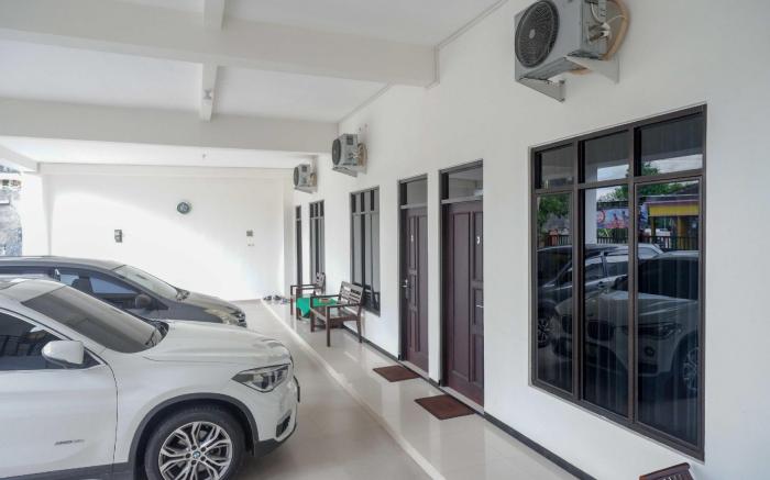 RedDoorz near Terminal Tirtonadi 2