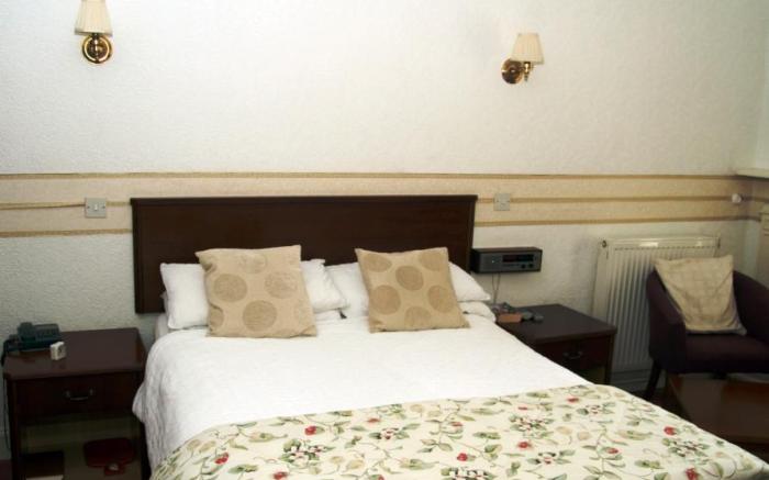 Tankerville Arms Hotel
