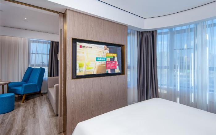Echarm Plus Hotel Lianyungang High-speed Railway Station Yanhe Ancient Alley