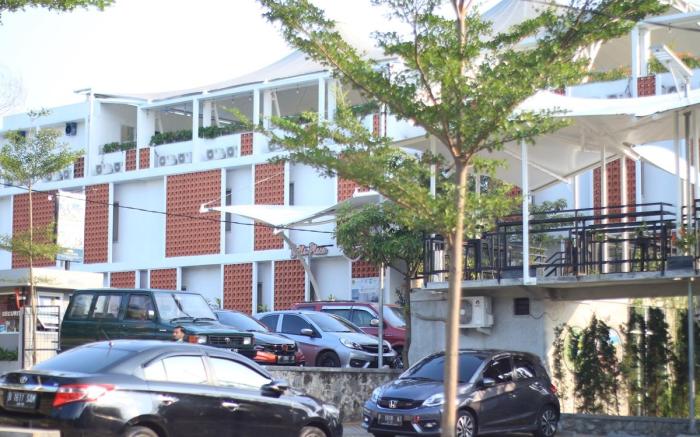 Bell's Place Hotel