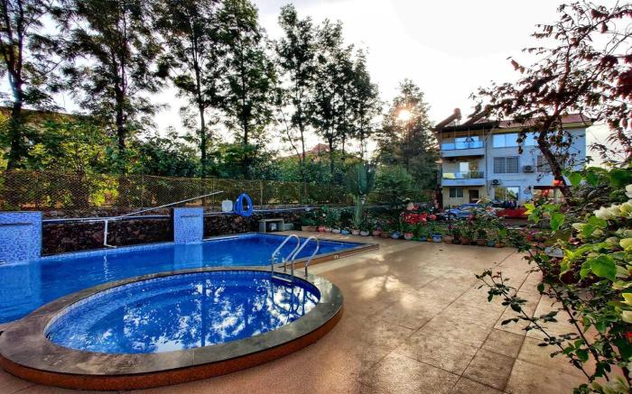 Strawberry Land Resort
