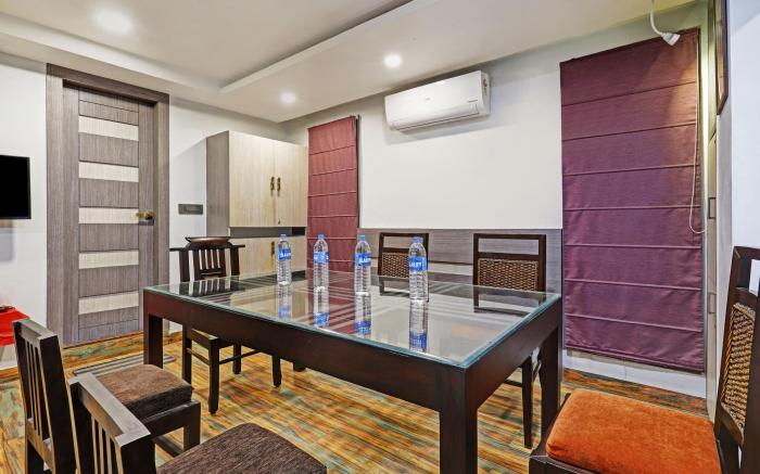 Itsy Hotels Ransu Residency
