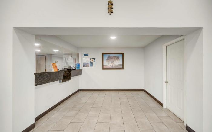 Motel 6 San Antonio, TX – I-35 North Corridor