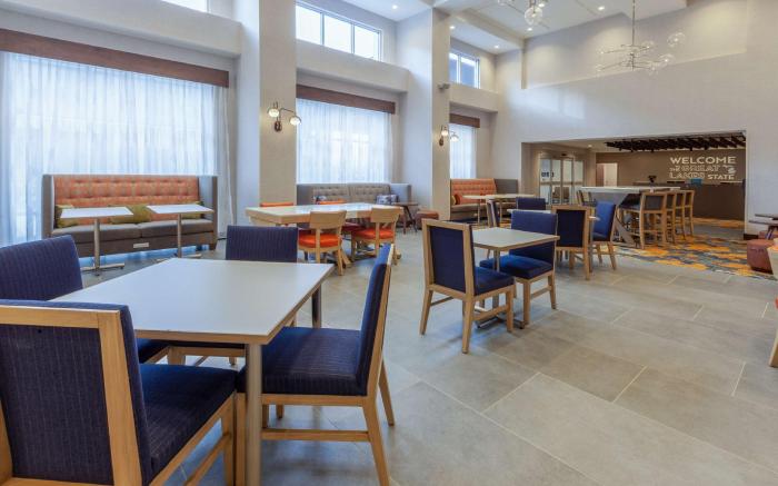 Hampton Inn & Suites Bloomfield Hills Detroit