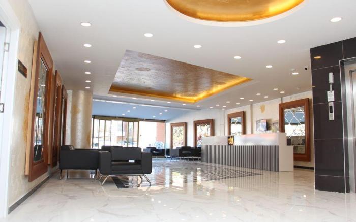 Grand Niki Hotel & Spa