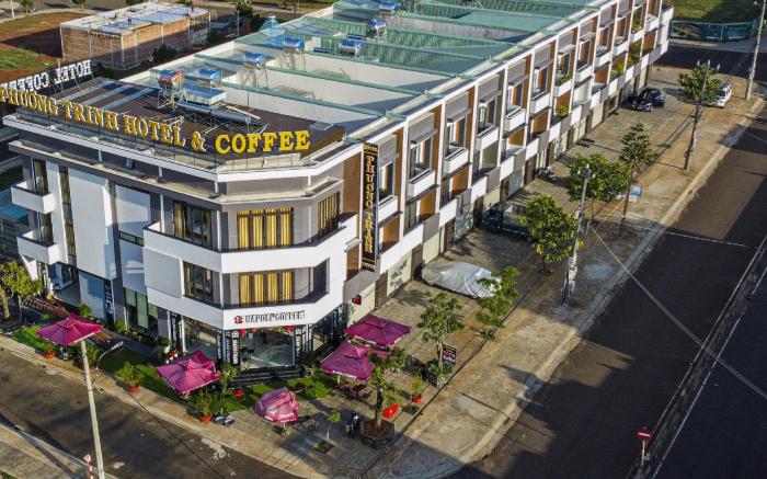 Phương Trinh Hotel & Coffee