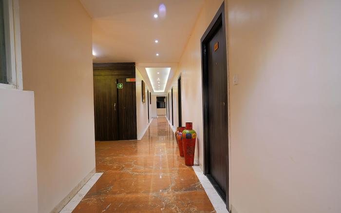 FabHotel Imperial Regency