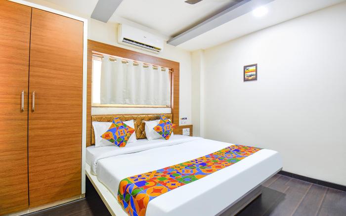 FabHotel Royal Empire - Bird Valley Udhyan