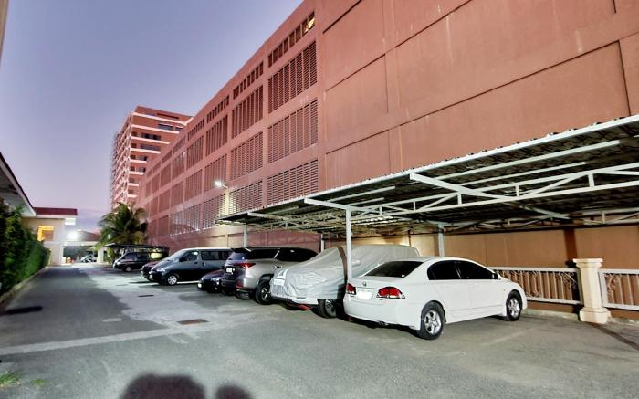 One (1) bedroom condo unit with Common Pool