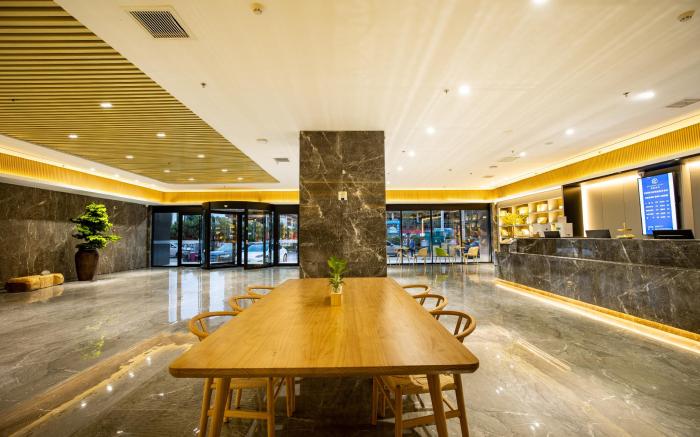 Starway Hotel Shangqiu Yucheng County Government