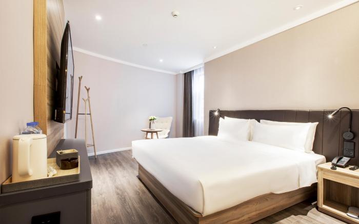 Hanting Hotel Guiyang Big Cross Square