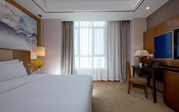 Madison Hotel Weihai Railway Station