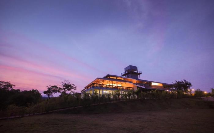 Riverside County Resort